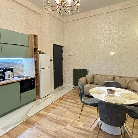 Made With Love Apartment Тбилиси Экстерьер фото
