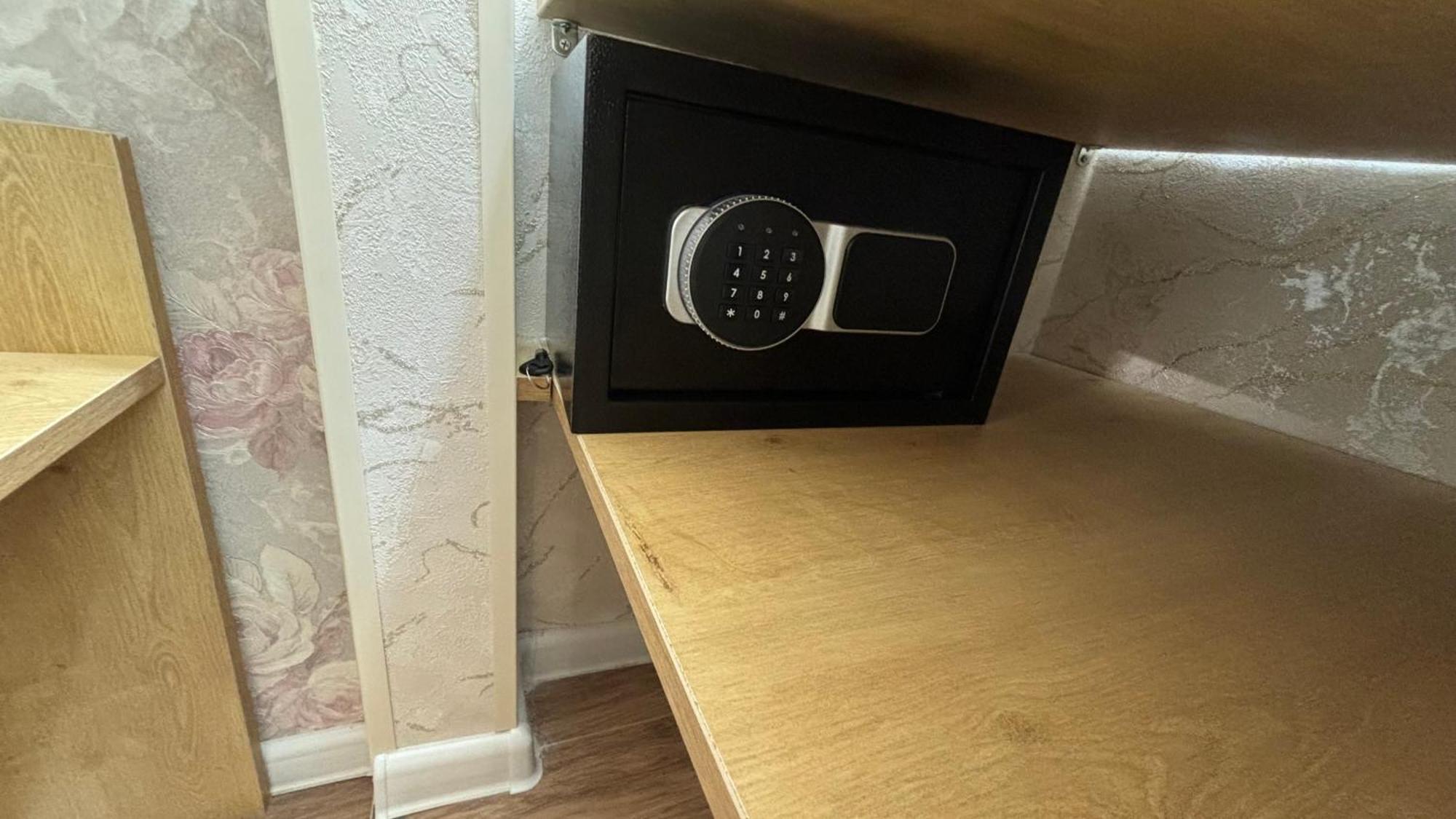 Made With Love Apartment Тбилиси Экстерьер фото