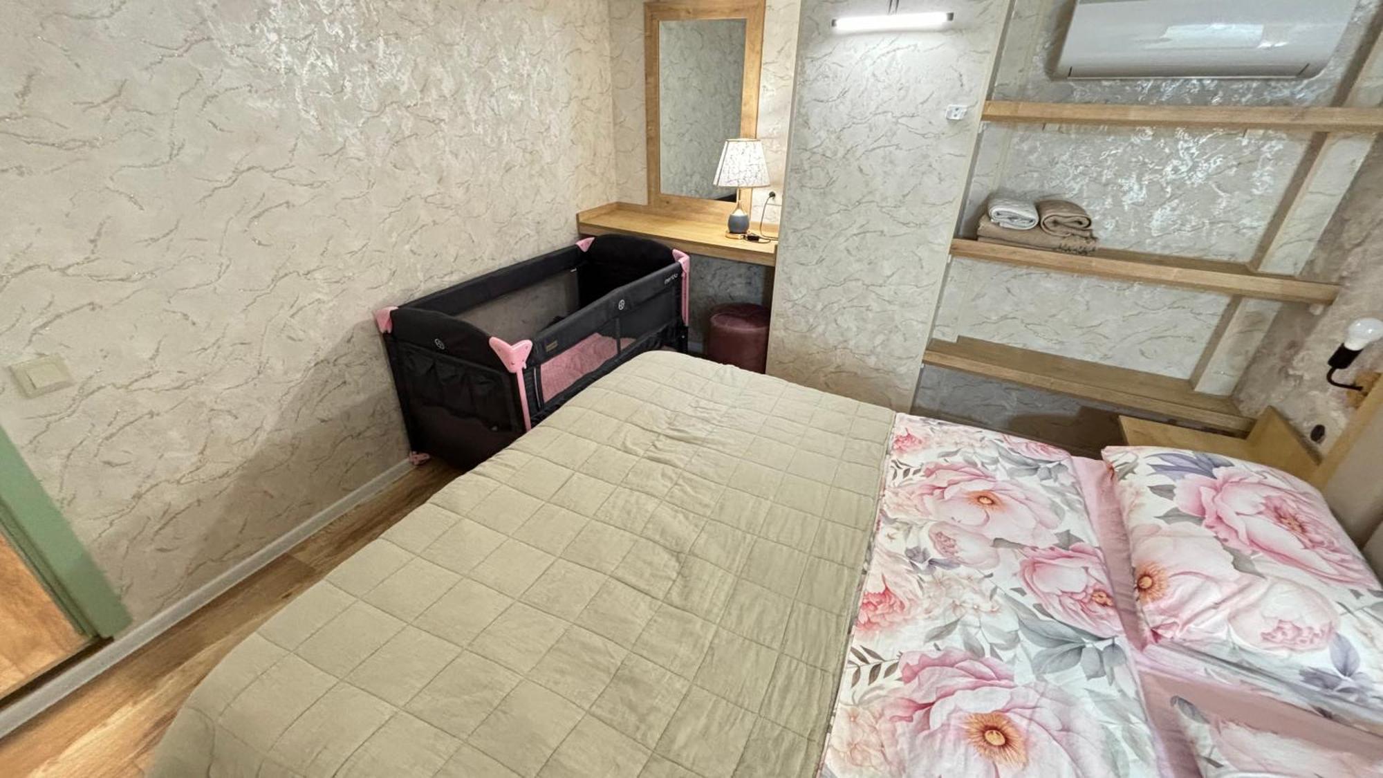 Made With Love Apartment Тбилиси Экстерьер фото