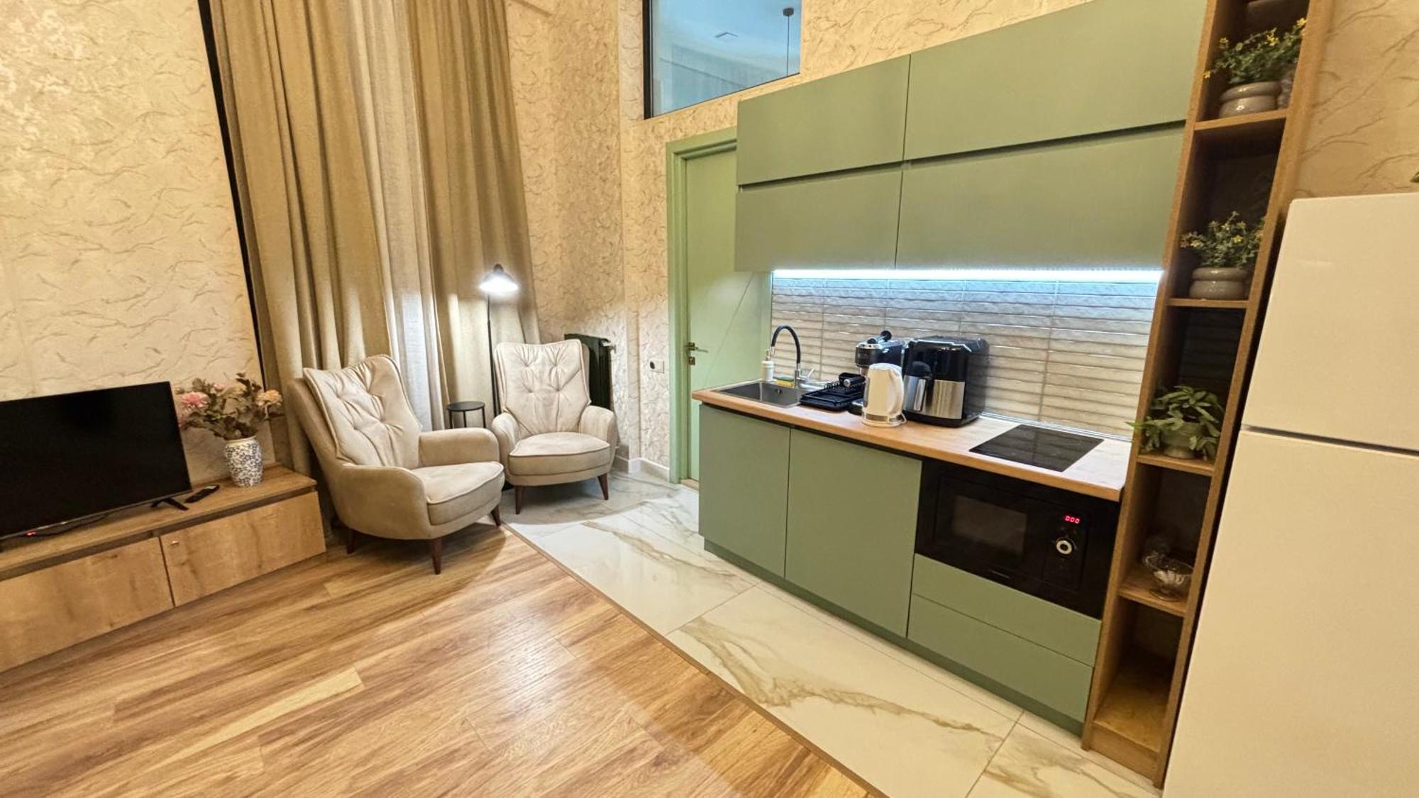 Made With Love Apartment Тбилиси Экстерьер фото