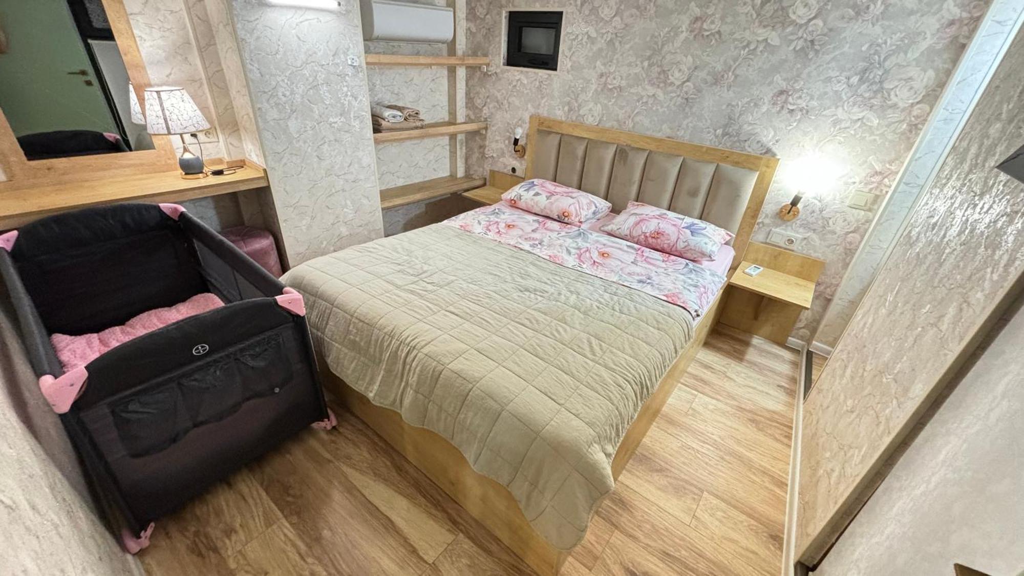 Made With Love Apartment Тбилиси Экстерьер фото